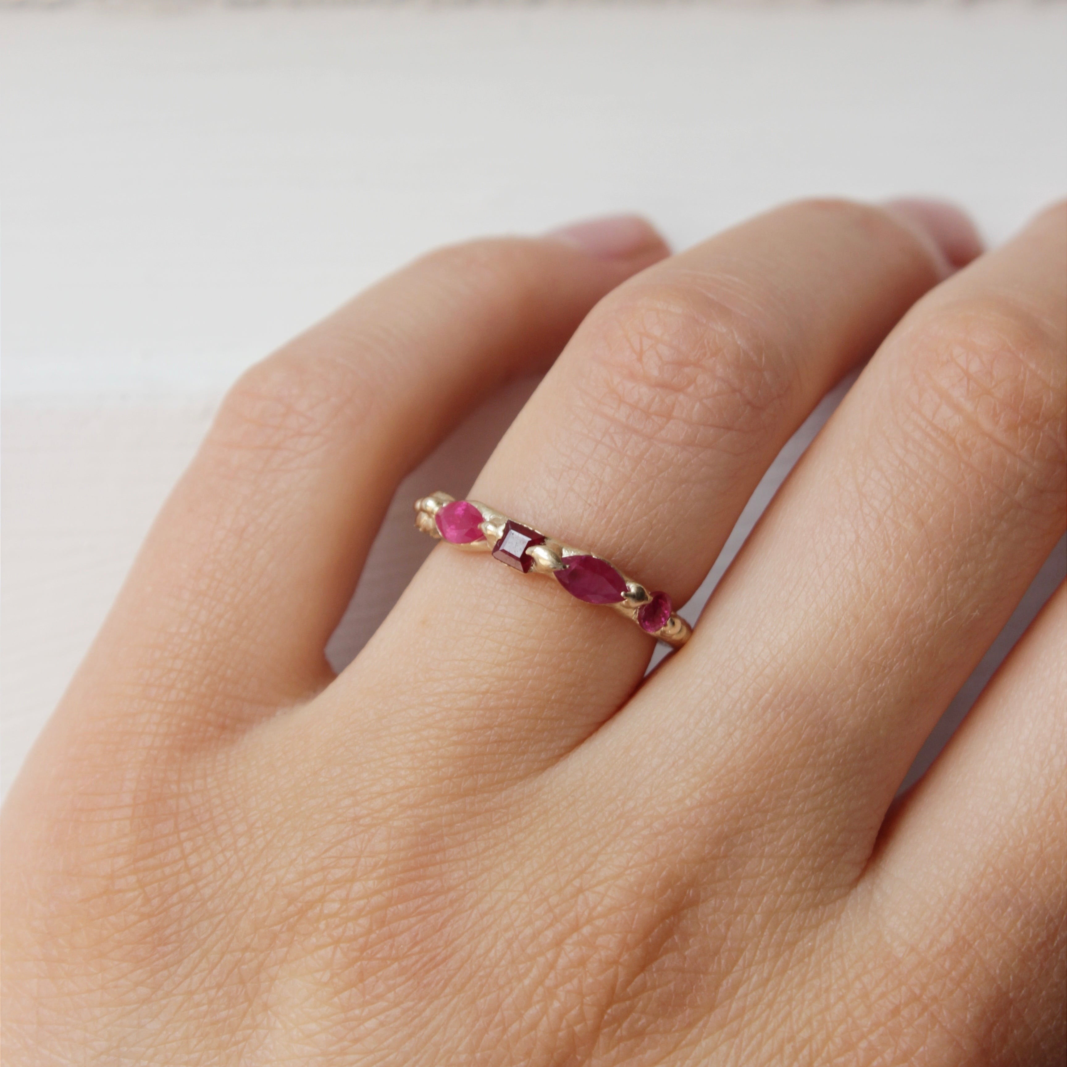9 ct Gold Ruby Band